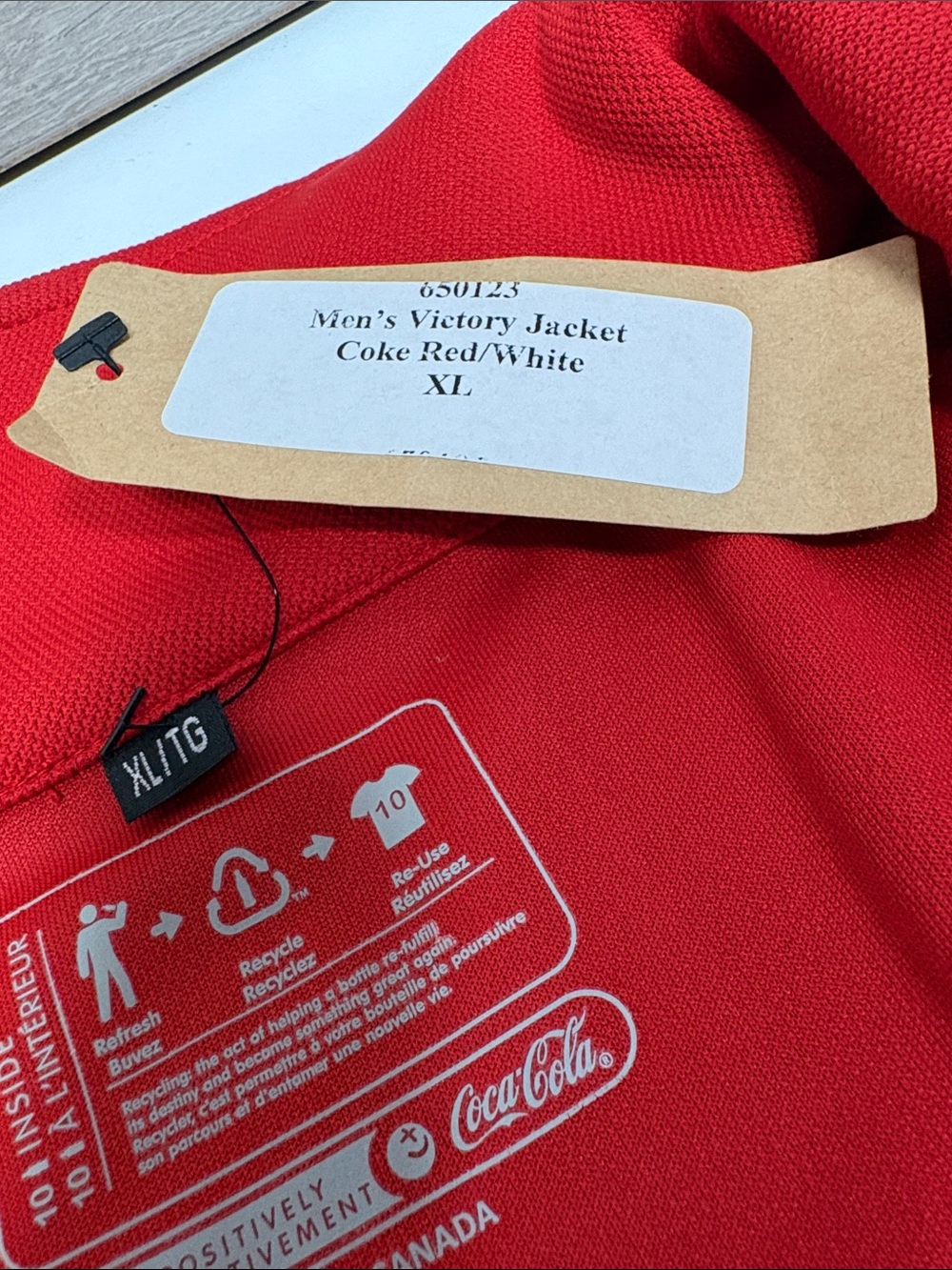 Coca Cola Men's Red Casual Full Zip Sweater - Picture 8 of 10